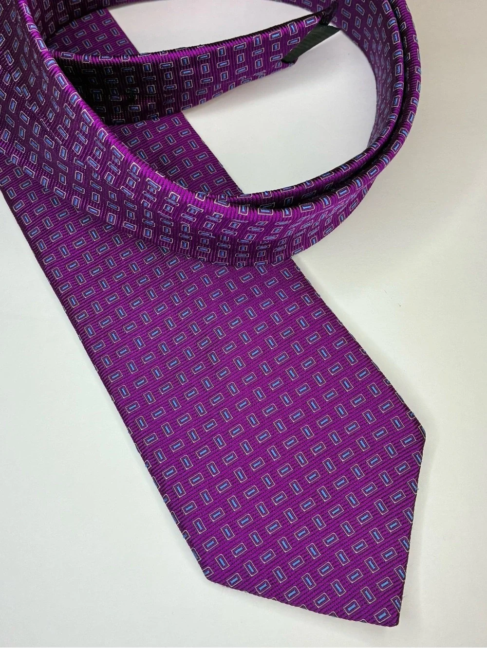 Brooks Brothers Makers Silk Tie Purple Geometric Woven Mens Necktie Made in USA